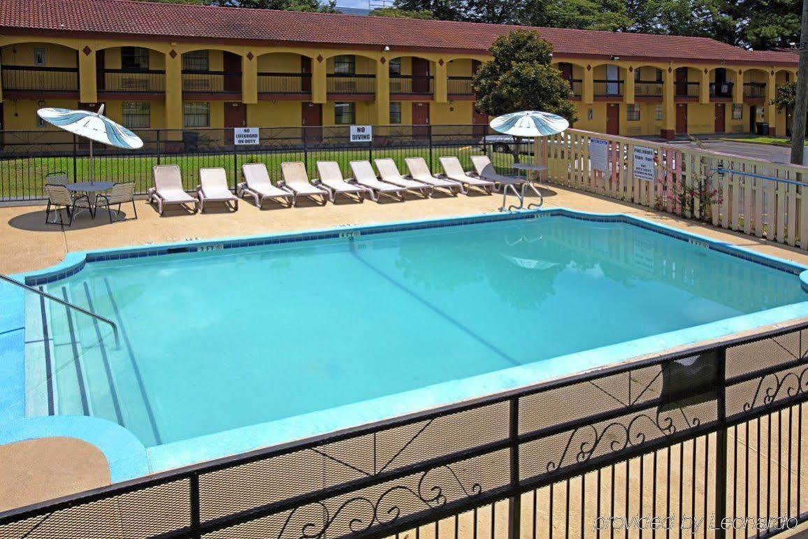 Howard Johnson By Wyndham Atlanta College Park Εξωτερικό φωτογραφία