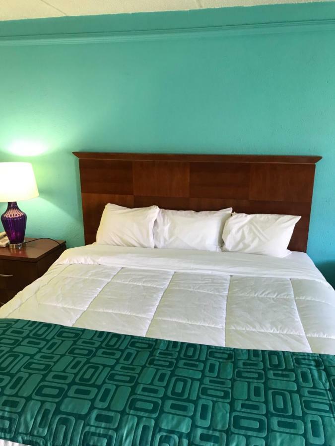 Howard Johnson By Wyndham Atlanta College Park Εξωτερικό φωτογραφία
